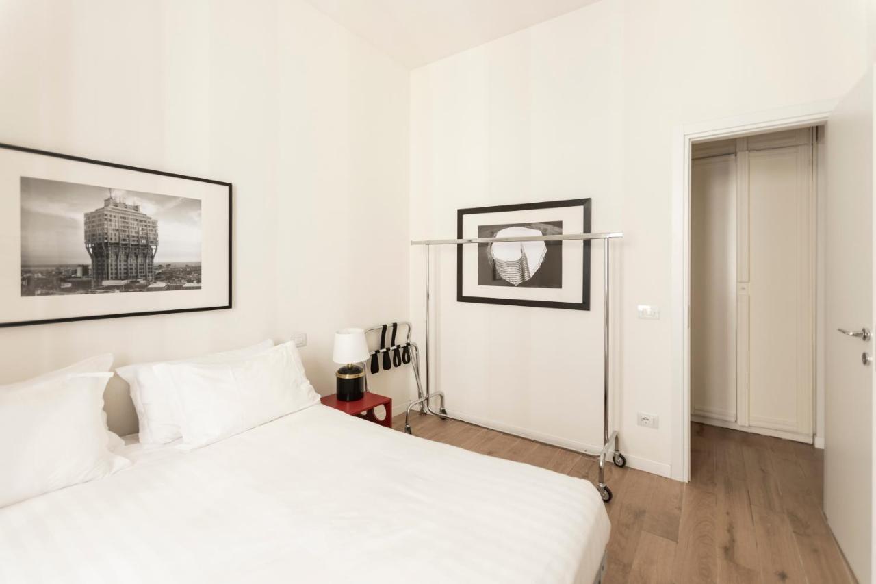 Brera - Fiori Chiari Charme Apartment Milan Bagian luar foto