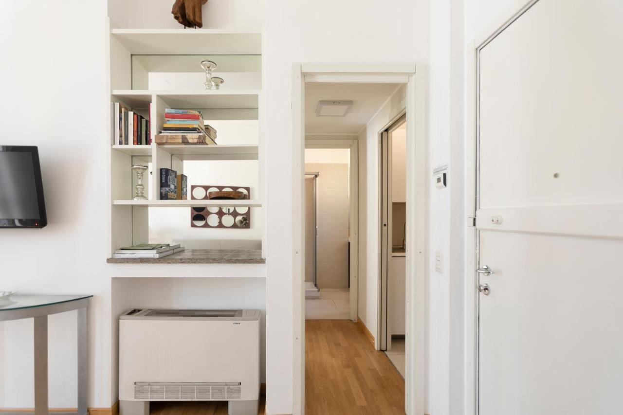 Brera - Fiori Chiari Charme Apartment Milan Bagian luar foto