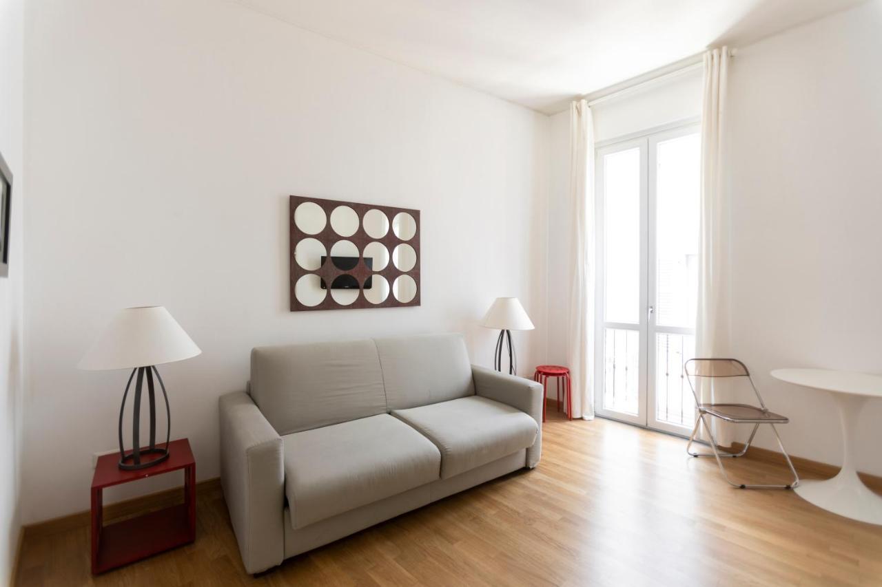 Brera - Fiori Chiari Charme Apartment Milan Bagian luar foto