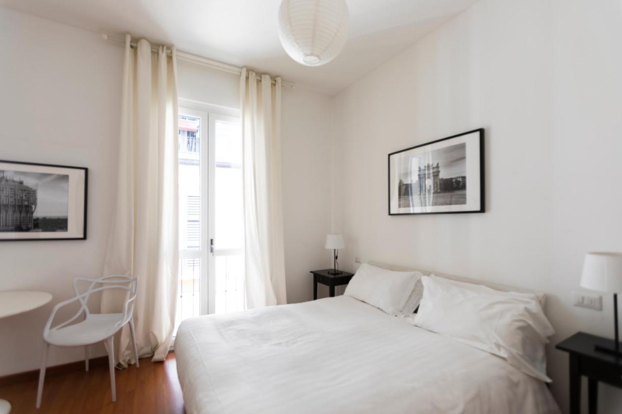 Brera - Fiori Chiari Charme Apartment Milan Bagian luar foto