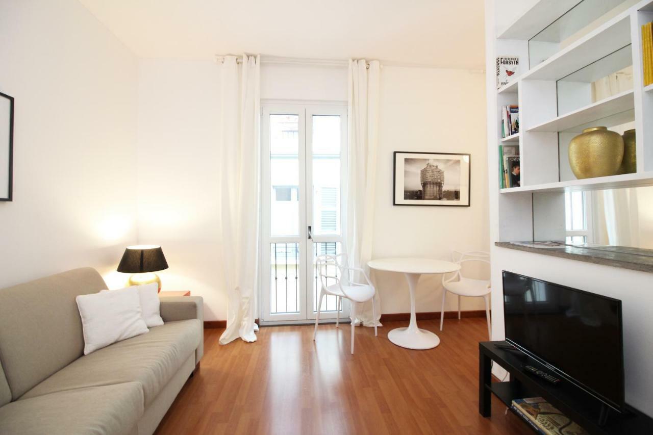 Brera - Fiori Chiari Charme Apartment Milan Bagian luar foto